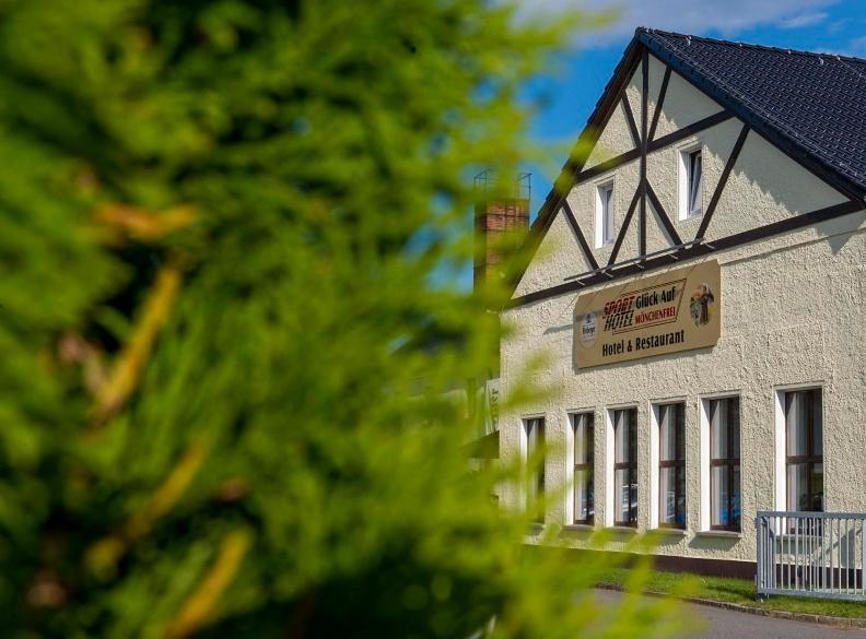 Sporthotel Glueck Auf Moenchenfrei Brand-Erbisdorf Exterior foto