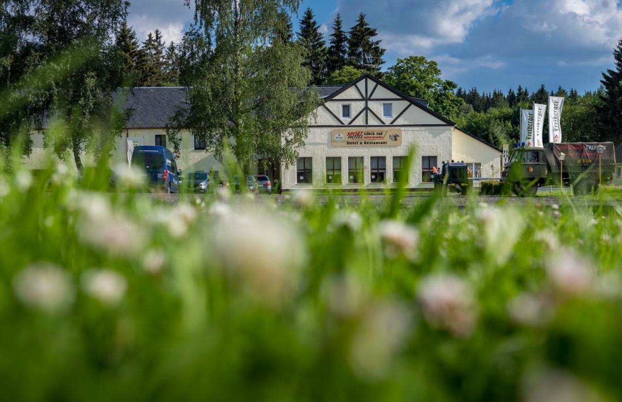 Sporthotel Glueck Auf Moenchenfrei Brand-Erbisdorf Exterior foto